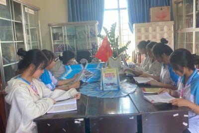 Trường THPT Tôn Đức Thắng hưởng ứng Ngày sách và Văn hóa đọc Việt Nam lần thứ IV
